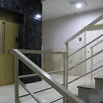 White Residence Apartment - Green