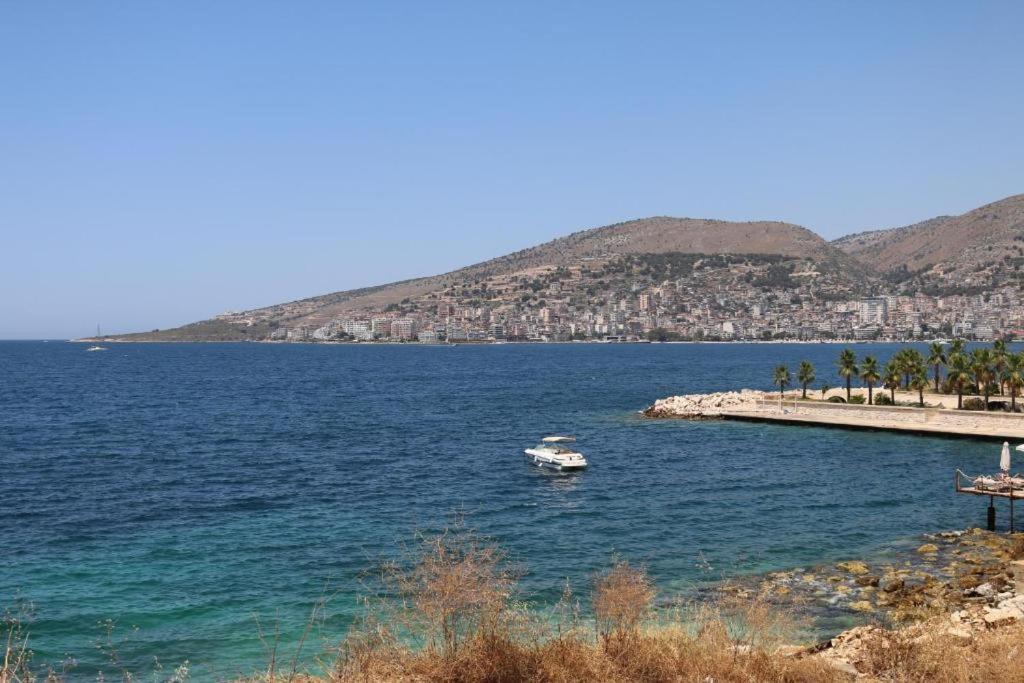 White - Saranda