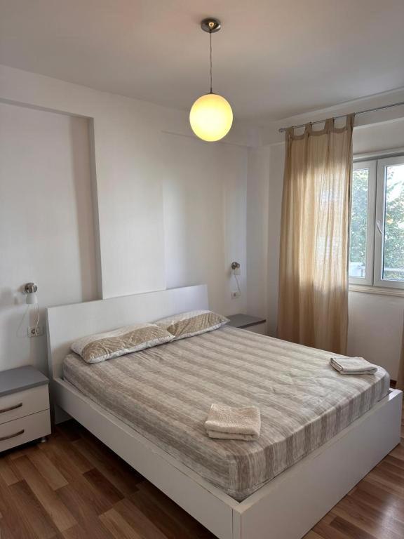 White - * Saranda